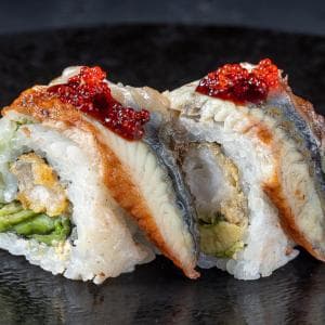 Dragon Rolls (8 pcs)