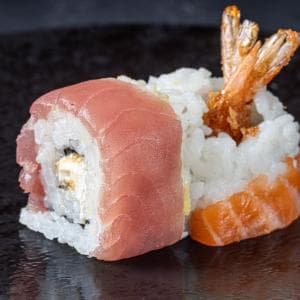 Rainbow Rolls (8 pcs)