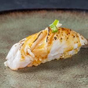 Nigiri Tataki Daurade